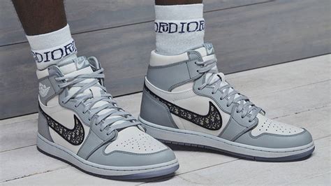 nike dior where to buy